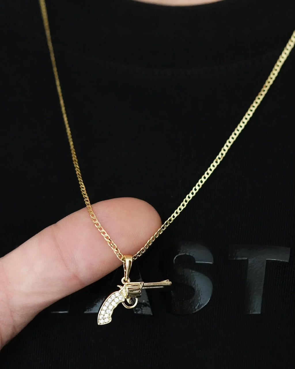 DIJE PISTOLA ID: 4722