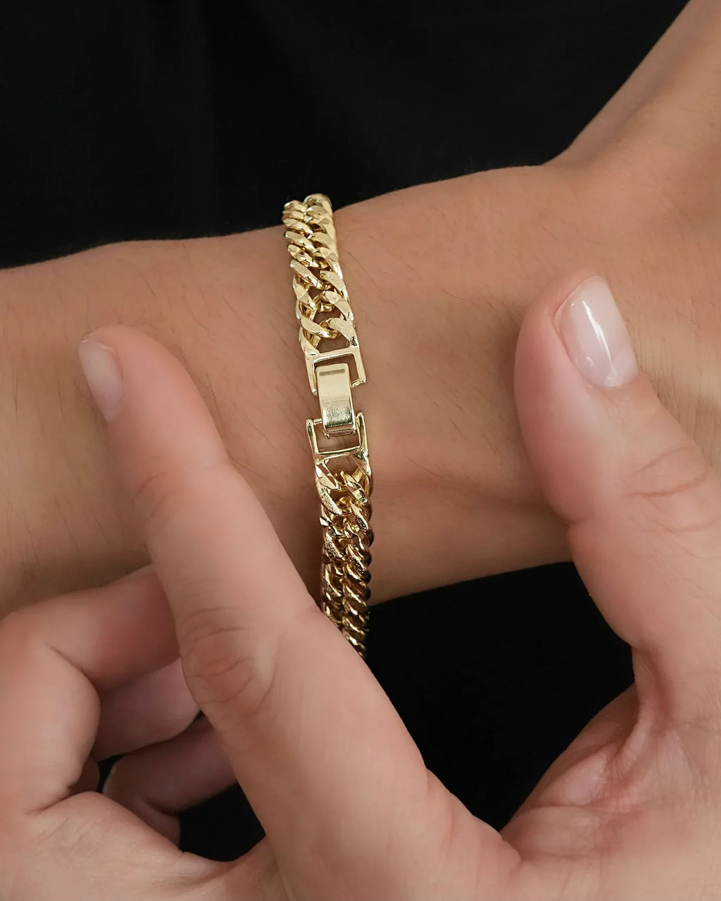 PULSERA CUBANA CONTINUA 6MM 19CM ID: 5170